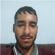 Técnico Medio imparte clases de matemáticas y física